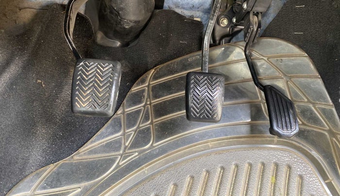 2012 Toyota Etios G, Petrol, Manual, 54,815 km, Pedals