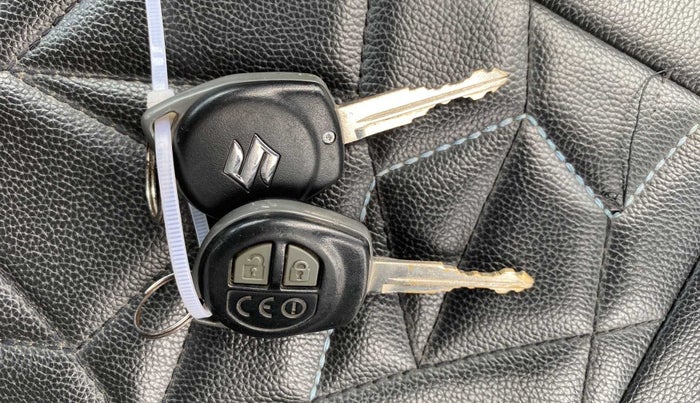 2017 Maruti IGNIS DELTA 1.2, Petrol, Manual, 75,061 km, Key Close Up