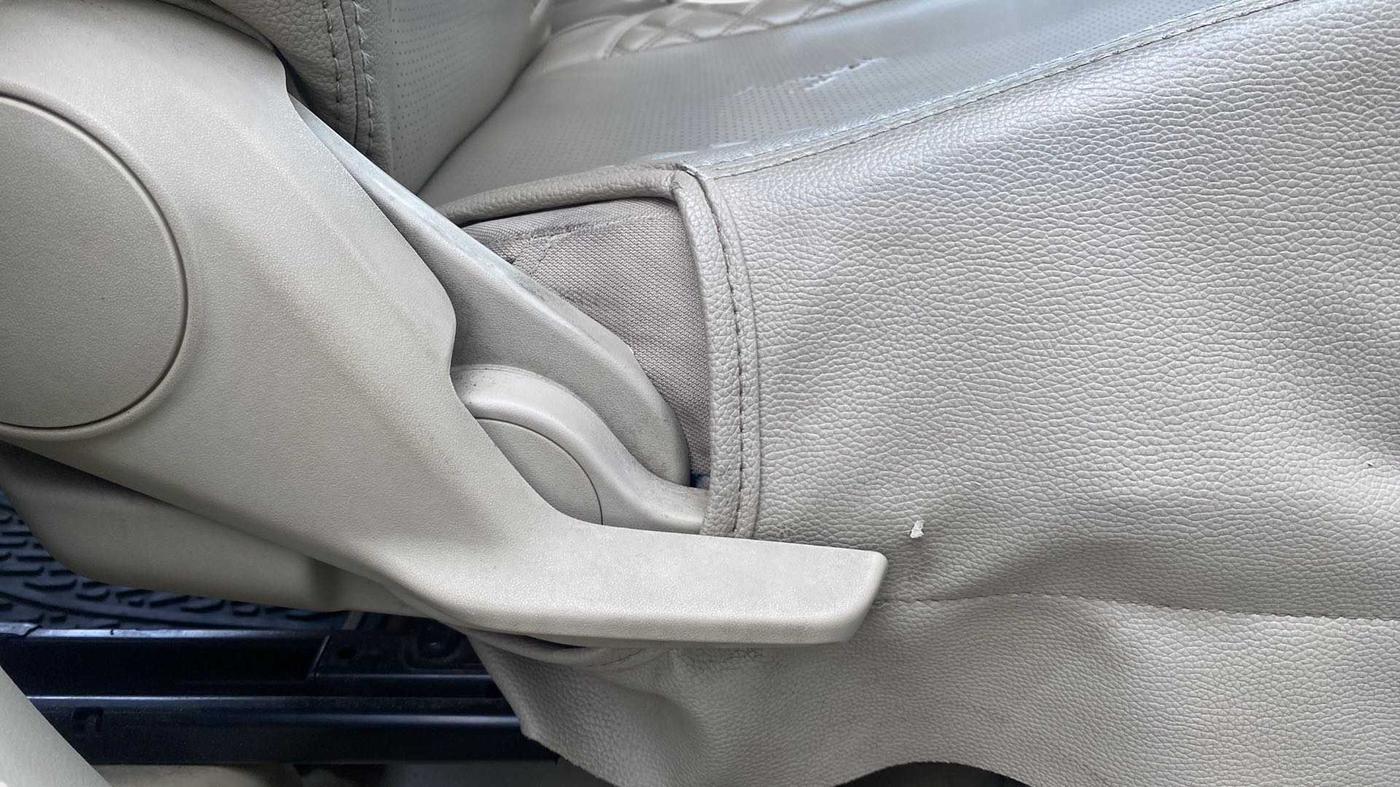 2017 Maruti Dzire ZXI PLUS AMT, Petrol, Automatic, 64,444 km, Driver Side Adjustment Panel