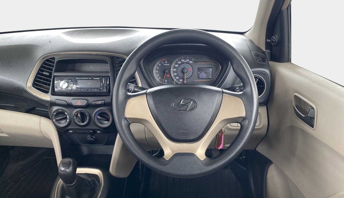2019 Hyundai NEW SANTRO ERA, Petrol, Manual, 99,459 km, Steering Wheel Close Up