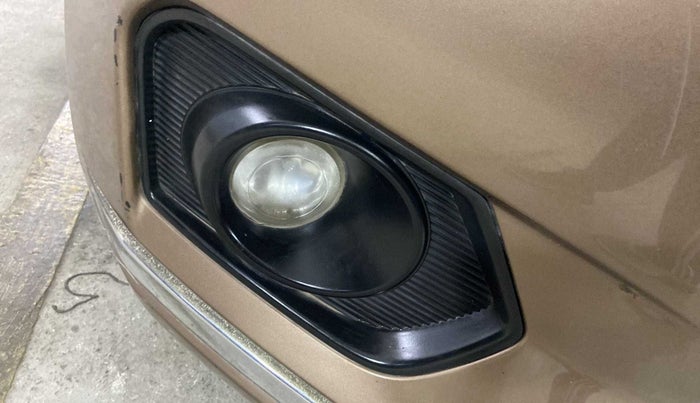 2017 Maruti Dzire VXI, Petrol, Manual, 40,530 km, Right fog light - Not working