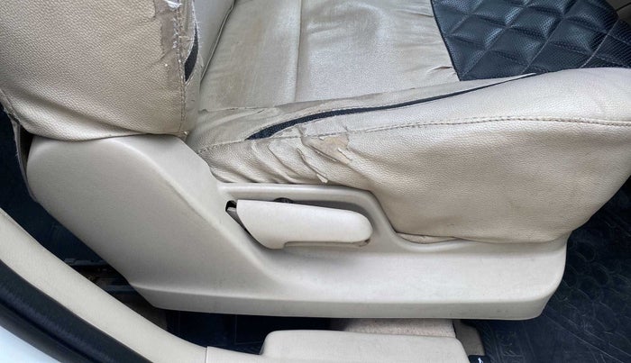 2015 Maruti Swift Dzire VXI, Petrol, Manual, 87,168 km, Driver Side Adjustment Panel