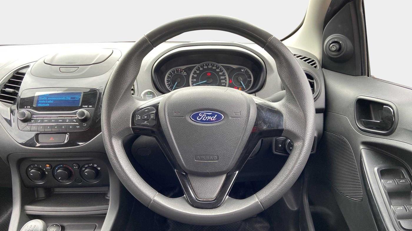2020 Ford New Figo TITANIUM 1.2 PETROL MT, Petrol, Manual, 61,396 km, Steering Wheel Close Up