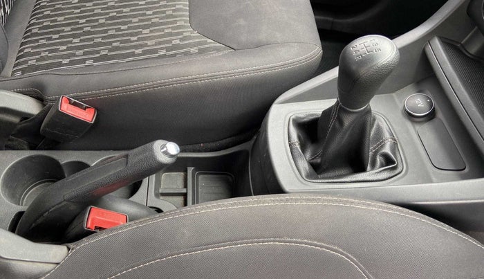 2020 Ford New Figo TITANIUM 1.2 PETROL MT, Petrol, Manual, 61,396 km, Gear Lever