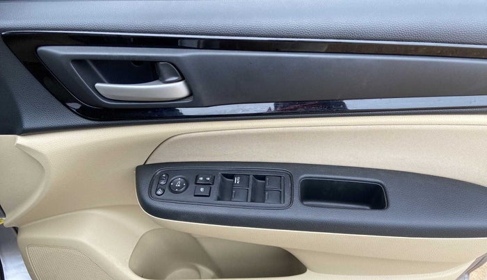 2019 Honda Amaze 1.2L I-VTEC V CVT, Petrol, Automatic, 34,801 km, Driver Side Door Panels Control