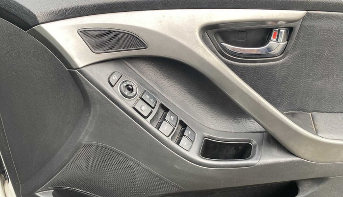 2015 Hyundai New Elantra 1.6 SX AT DIESEL, Diesel, Automatic, 92,770 km, Driver Side Door Panels Control