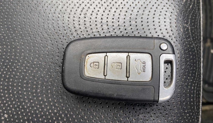 2015 Hyundai New Elantra 1.6 SX AT DIESEL, Diesel, Automatic, 92,770 km, Key Close Up