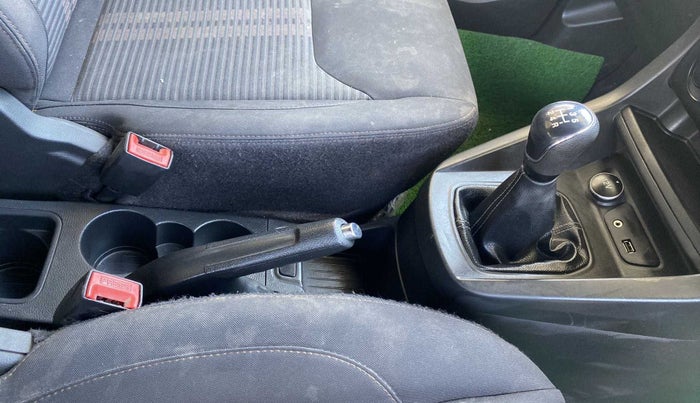 2021 Ford FREESTYLE TITANIUM 1.2 PETROL, Petrol, Manual, 28,910 km, Gear Lever