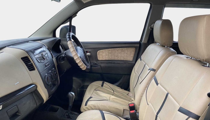 2017 Maruti Wagon R 1.0 VXI AMT, Petrol, Automatic, 34,778 km, Right Side Front Door Cabin