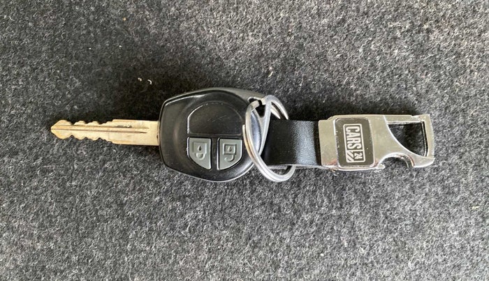 2017 Maruti Wagon R 1.0 VXI AMT, Petrol, Automatic, 34,778 km, Key Close Up