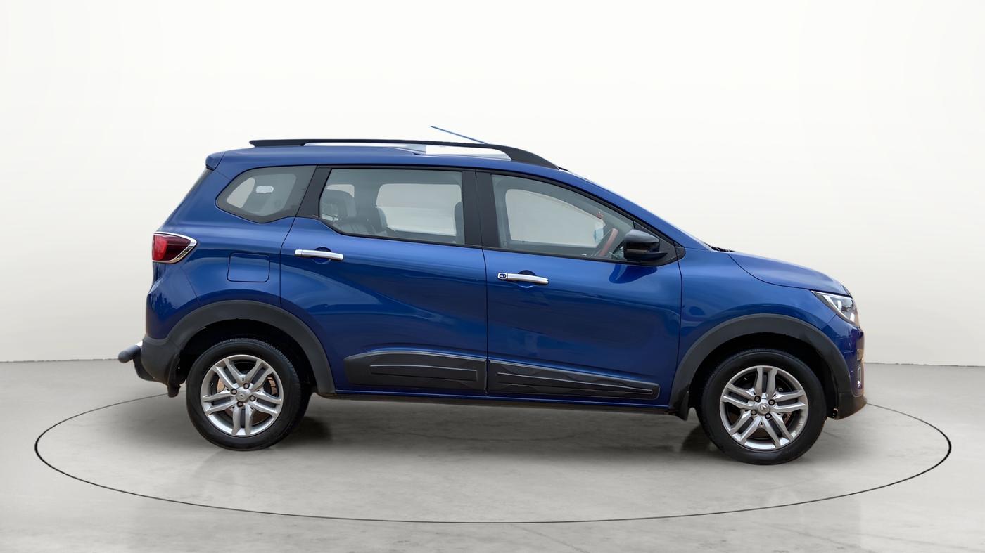 2022 Renault TRIBER RXZ AMT, Petrol, Automatic, 15,871 km, Right Side View