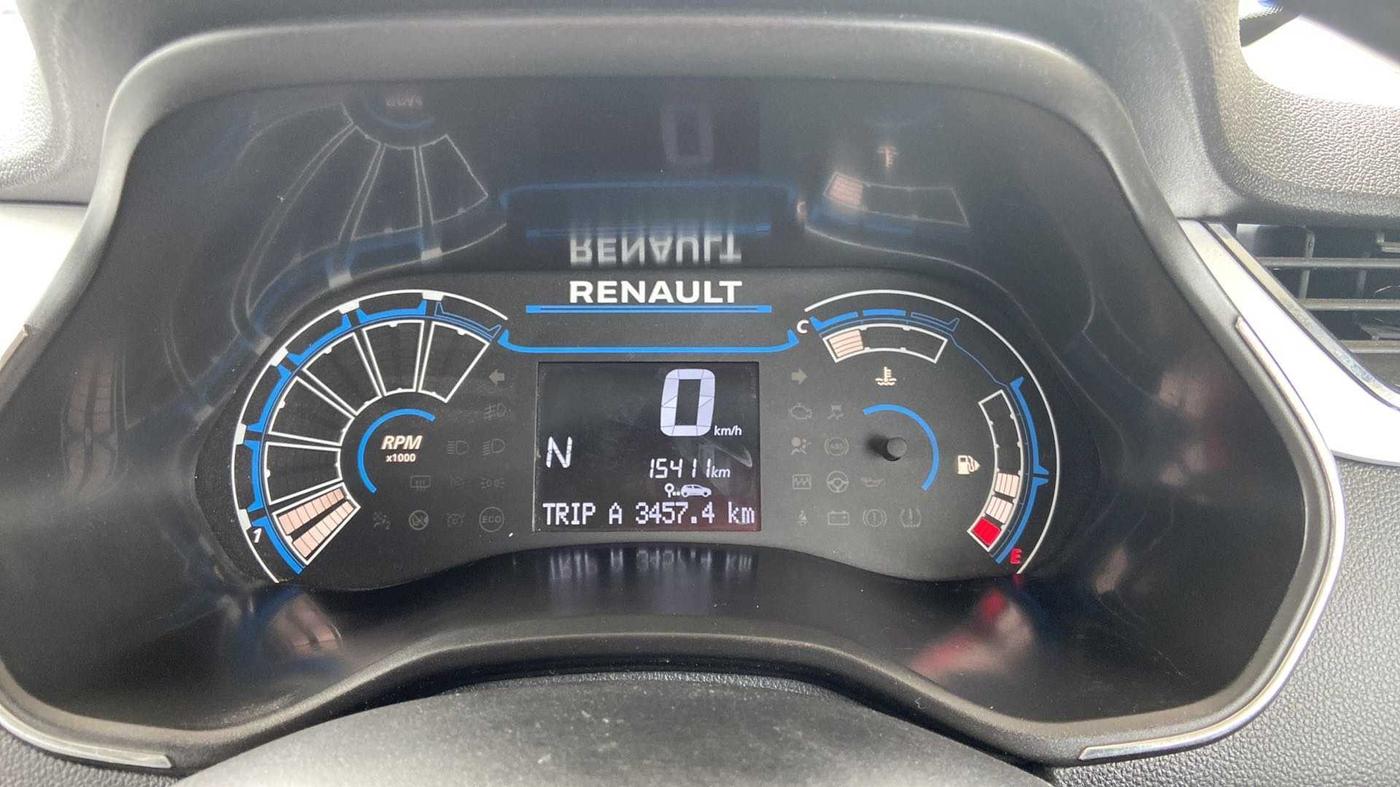 2022 Renault TRIBER RXZ AMT, Petrol, Automatic, 15,871 km, Odometer Image