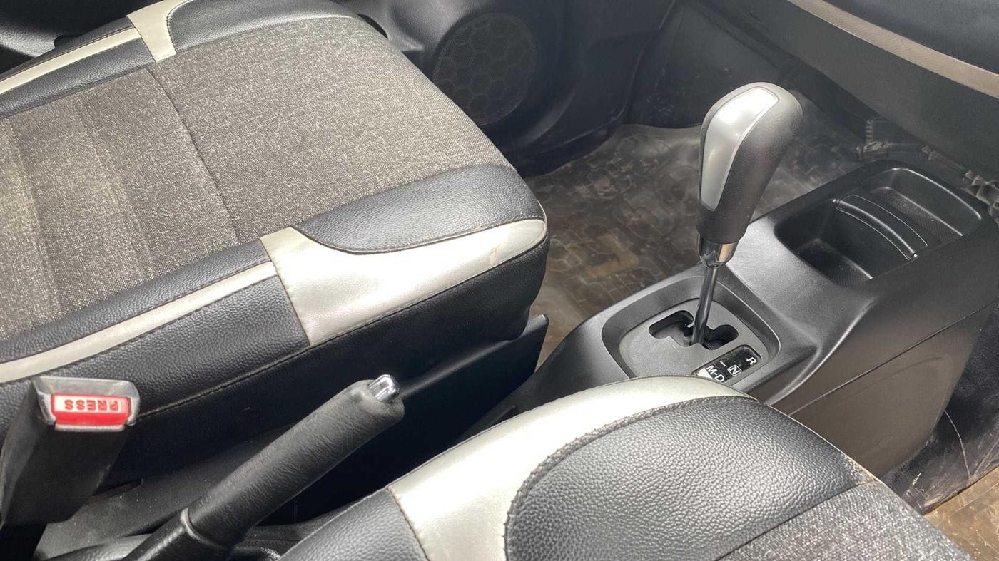 2016 Maruti Wagon R 1.0 VXI AMT, Petrol, Automatic, 79,138 km, Gear Lever
