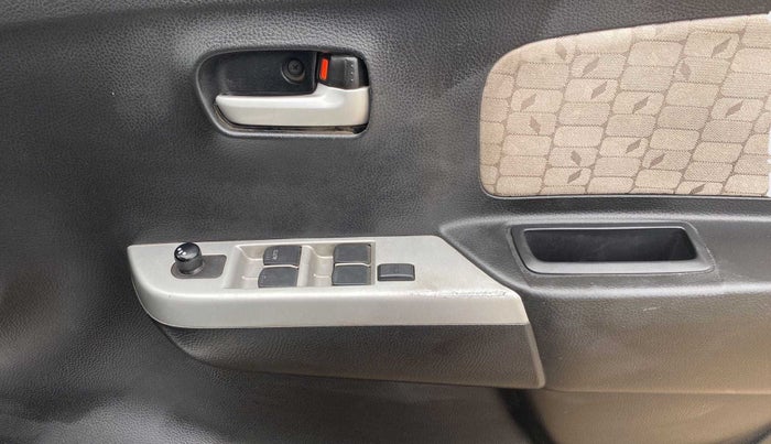 2016 Maruti Wagon R 1.0 VXI AMT, Petrol, Automatic, 79,138 km, Driver Side Door Panels Control