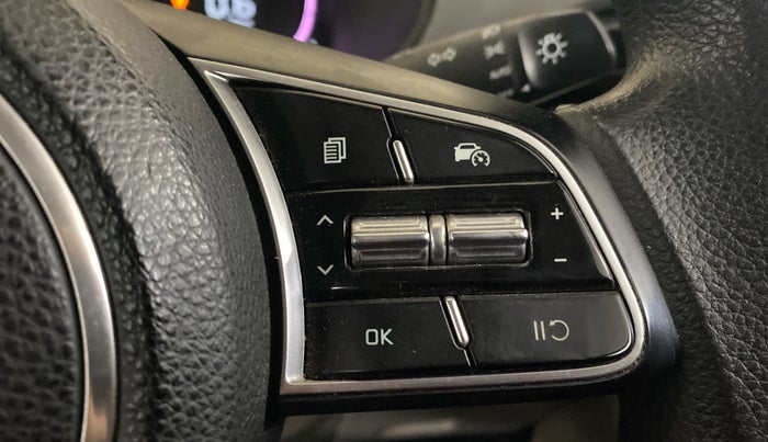 2022 KIA CARENS PRESTIGE PLUS 1.4 PETROL DCT 7 STR, Petrol, Automatic, 49,964 km, Adaptive Cruise Control