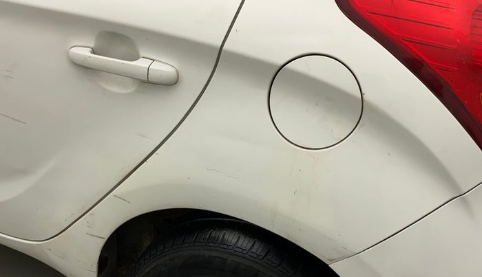 2012 Hyundai i20 SPORTZ 1.2, Petrol, Manual, 1,03,781 km, Left quarter panel - Minor scratches
