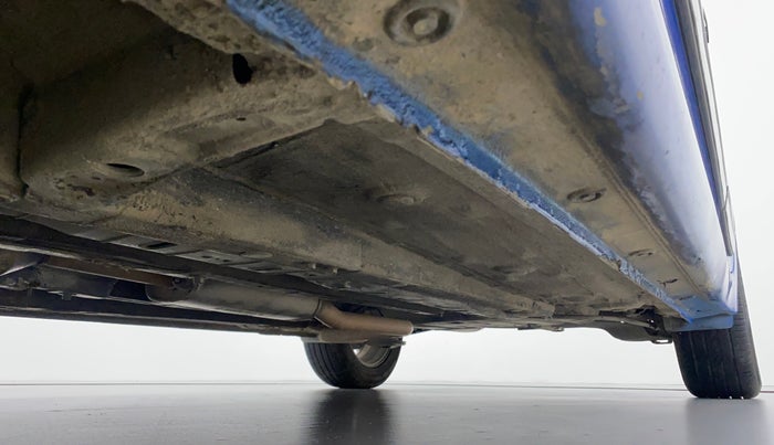 2017 Hyundai New Elantra 2.0 SX(O) AT PETROL, Petrol, Automatic, 1,08,538 km, Right Side Underbody