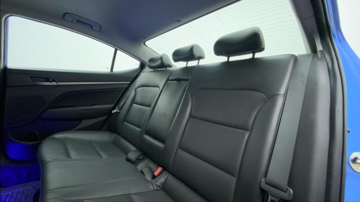 2017 Hyundai New Elantra 2.0 SX(O) AT PETROL, Petrol, Automatic, 1,08,538 km, Right Side Rear Door Cabin