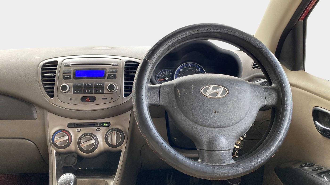 2012 Hyundai i10 MAGNA 1.2, Petrol, Manual, 29,393 km, Steering Wheel Close Up