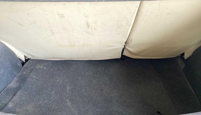 2016 Maruti Swift VXI, Petrol, Manual, 65,375 km, Boot Inside