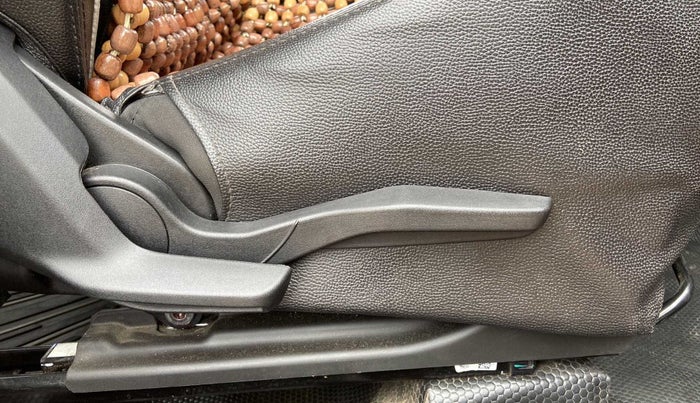 2018 Maruti Swift ZXI, Petrol, Manual, 44,874 km, Driver Side Adjustment Panel