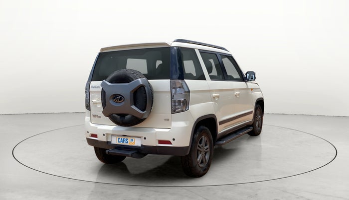 2019 Mahindra TUV300 T10, Diesel, Manual, 10,508 km, Right Back Diagonal