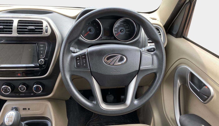 2019 Mahindra TUV300 T10, Diesel, Manual, 10,508 km, Steering Wheel Close Up