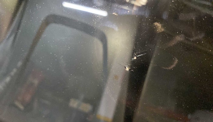2019 Maruti Vitara Brezza ZDI, Diesel, Manual, 63,196 km, Front windshield - Minor spot on windshield