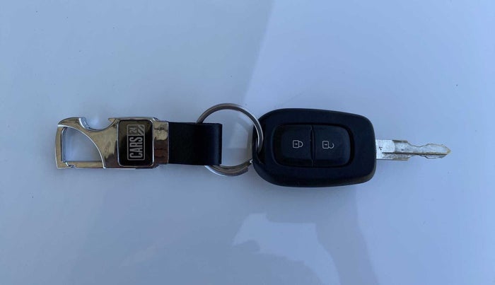 2021 Renault Kwid RXT 1.0 (O), Petrol, Manual, 3,151 km, Key Close Up