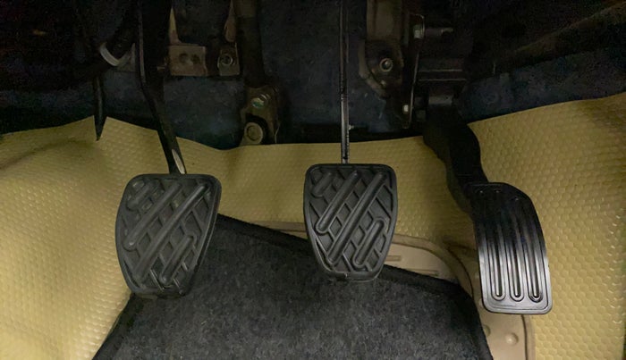 2018 Datsun Go Plus T, Petrol, Manual, 14,668 km, Pedals