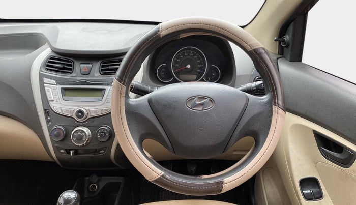 2018 Hyundai Eon MAGNA +, Petrol, Manual, 44,895 km, Steering Wheel Close Up