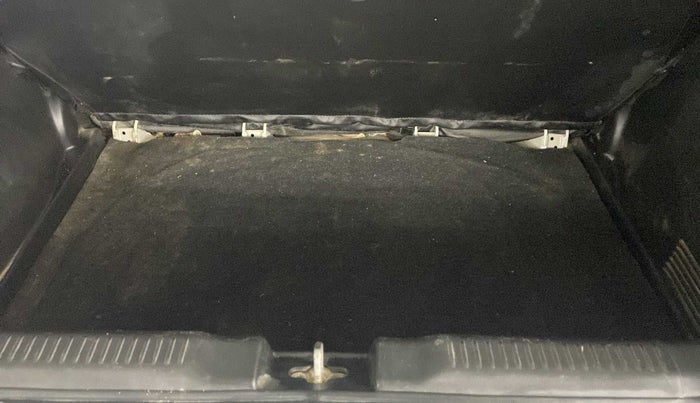 2019 Maruti Swift VXI, Petrol, Manual, 19,333 km, Boot Inside