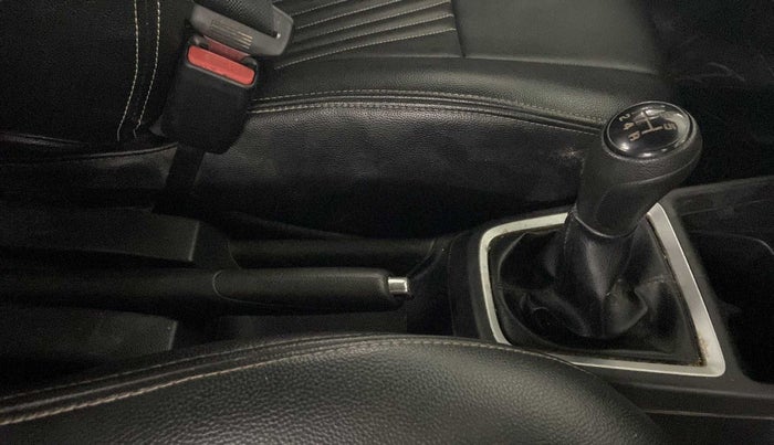 2019 Maruti Swift VXI, Petrol, Manual, 19,333 km, Gear Lever