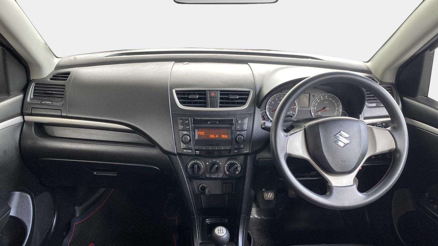 2016 Maruti Swift VXI, Petrol, Manual, 64,239 km, Dashboard