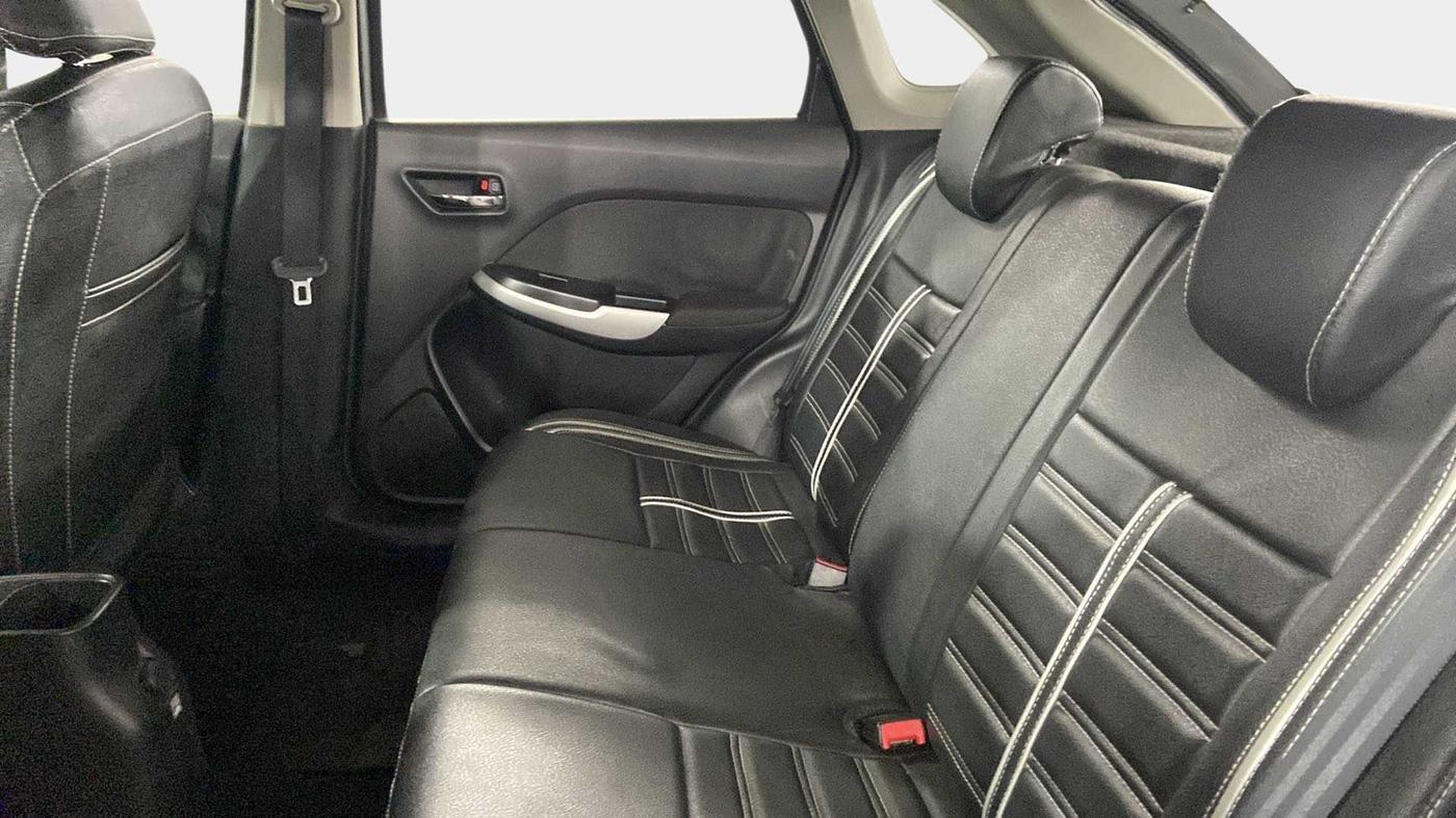 2016 Maruti Baleno DELTA PETROL 1.2, Petrol, Manual, 30,092 km, Right Side Rear Door Cabin