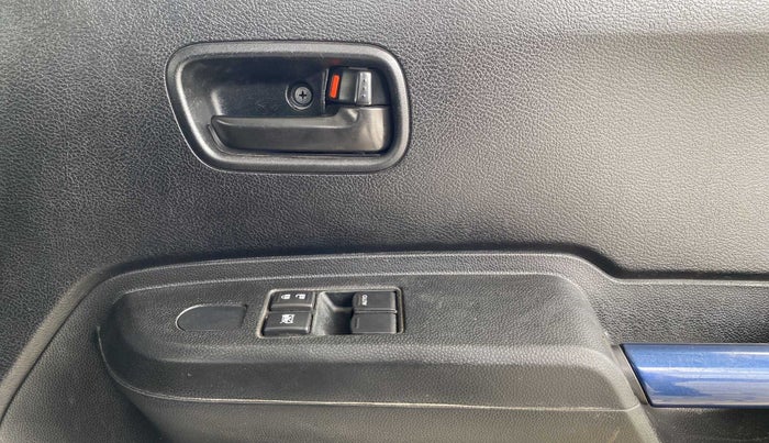 2021 Maruti IGNIS SIGMA 1.2, Petrol, Manual, 98,212 km, Driver Side Door Panels Control