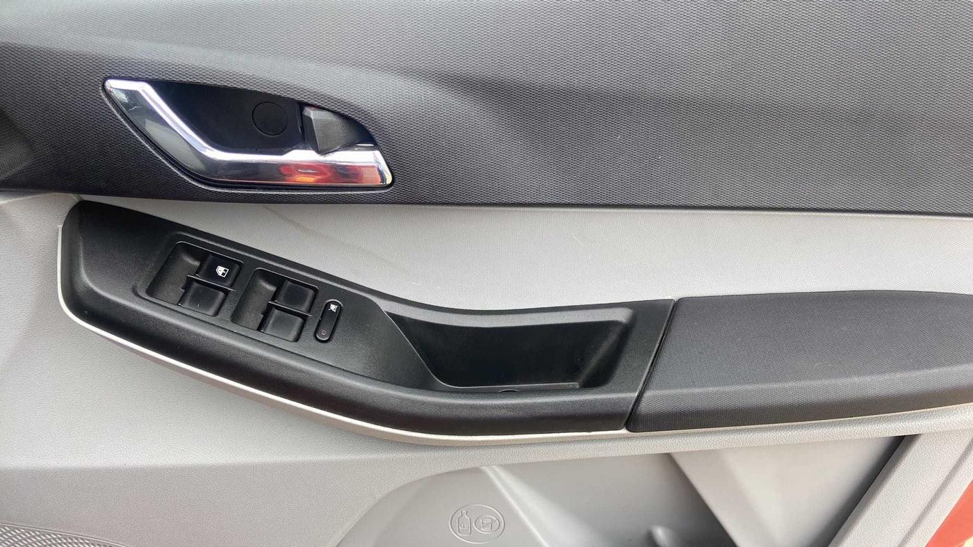 2020 Tata Tiago XZA PLUS DUAL TONE PETROL, Petrol, Automatic, 27,079 km, Driver Side Door Panels Control