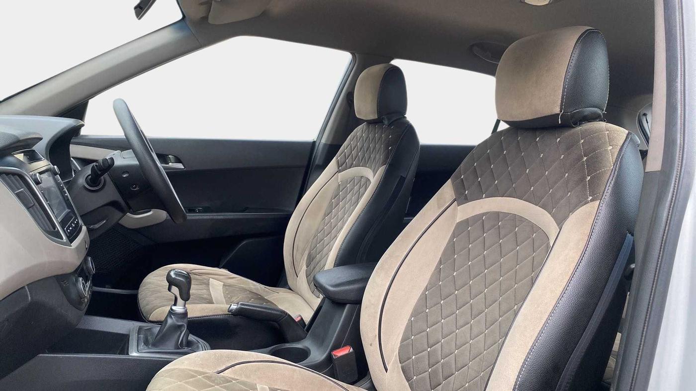 2016 Hyundai Creta SX PLUS 1.6 PETROL, Petrol, Manual, 60,647 km, Right Side Front Door Cabin
