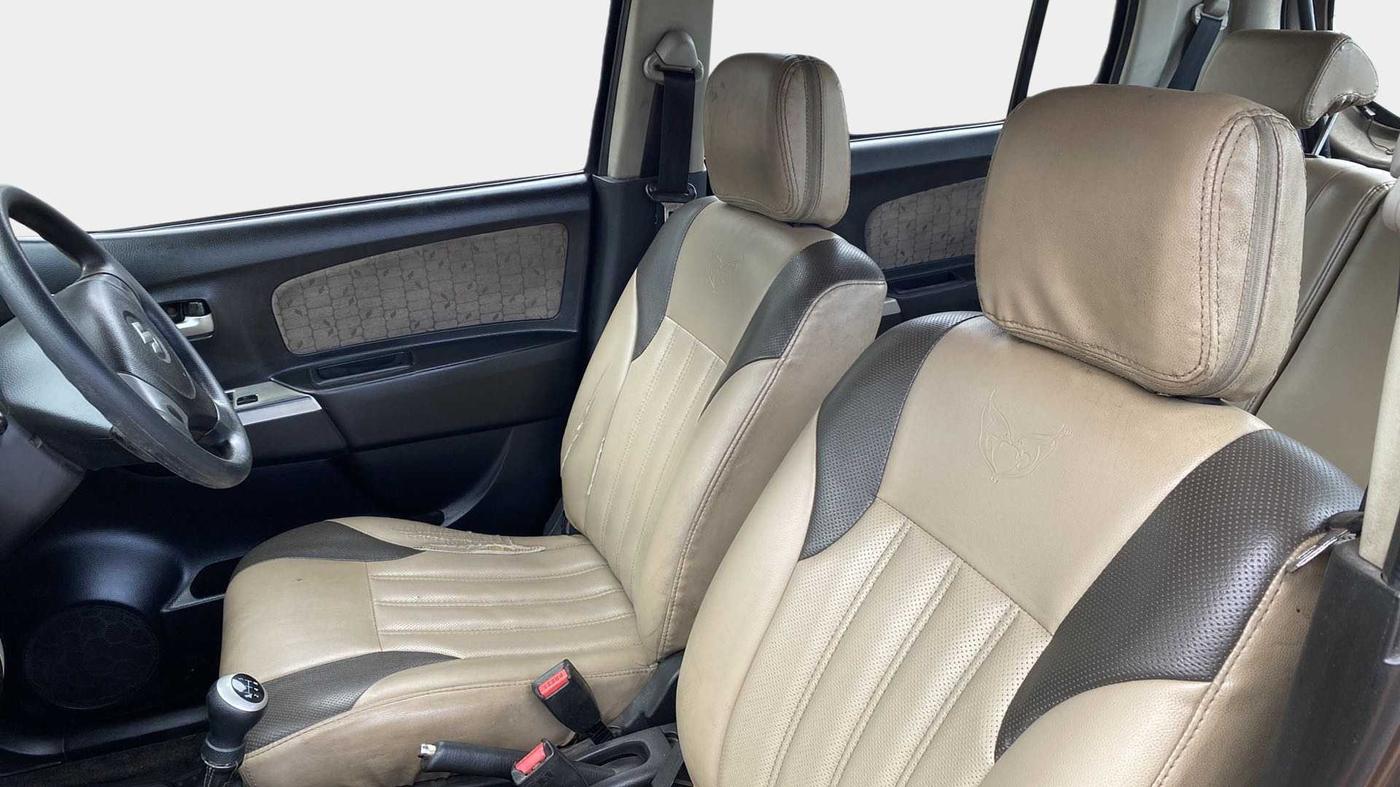 2014 Maruti Wagon R 1.0 VXI, Petrol, Manual, 76,964 km, Right Side Front Door Cabin