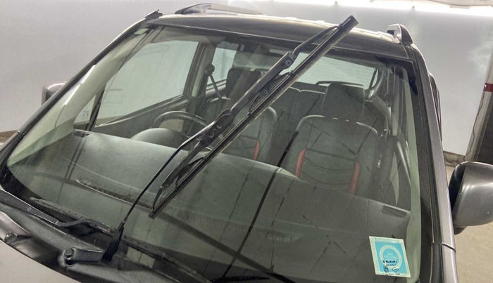 2016 Maruti Wagon R 1.0 VXI OPT, Petrol, Manual, 28,785 km, Front windshield - Rubber blade broken or missing