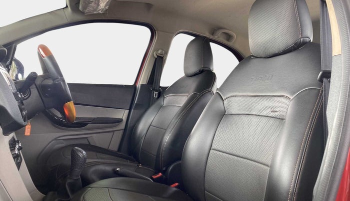 2018 Tata Tiago XZ PETROL, Petrol, Manual, 43,584 km, Right Side Front Door Cabin