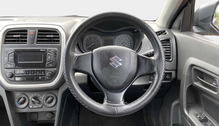 2016 Maruti Vitara Brezza VDI, Diesel, Manual, 43,223 km, Steering Wheel Close Up