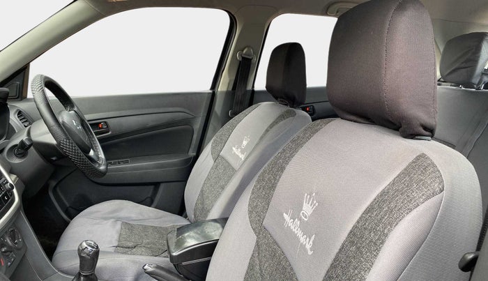 2016 Maruti Vitara Brezza VDI, Diesel, Manual, 43,223 km, Right Side Front Door Cabin