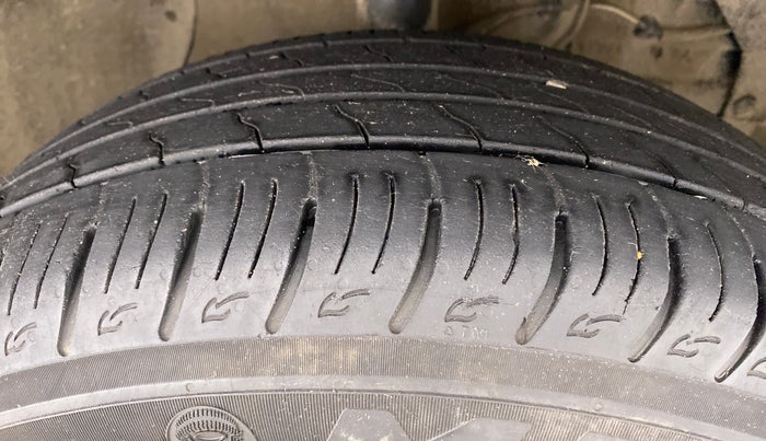 2020 Maruti Vitara Brezza ZXI +, Petrol, Manual, 27,248 km, Right Front Tyre Tread