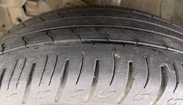 2020 Maruti Vitara Brezza ZXI +, Petrol, Manual, 27,248 km, Left Front Tyre Tread