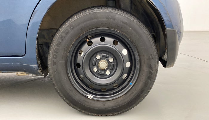 2010 Maruti Ritz VXI, Petrol, Manual, 79,984 km, Left Rear Wheel