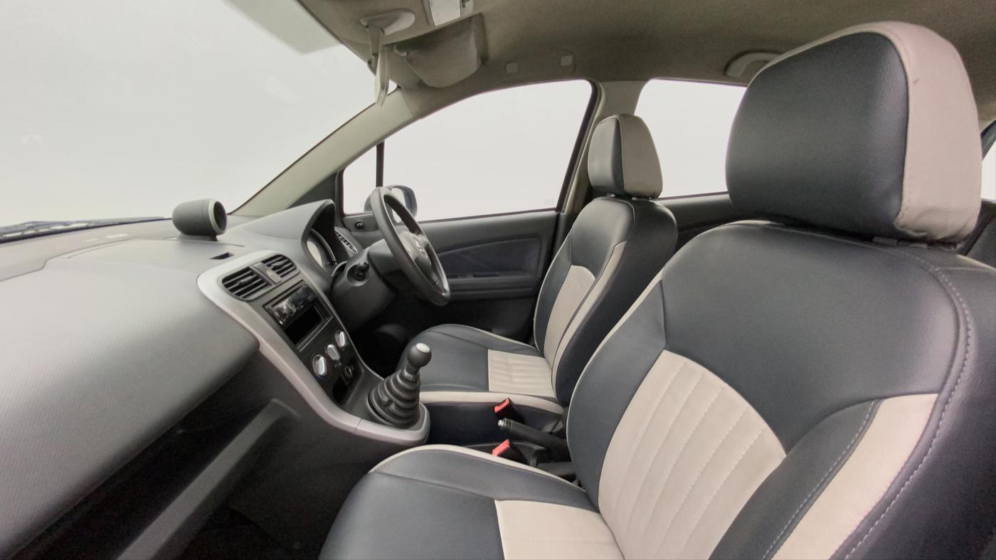 2010 Maruti Ritz VXI, Petrol, Manual, 79,984 km, Right Side Front Door Cabin