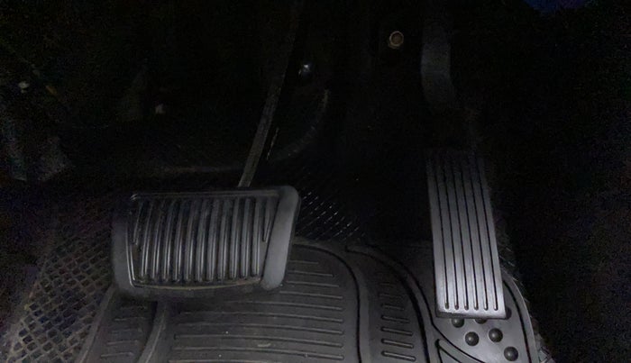 2012 Hyundai i20 SPORTZ 1.4 AT, Petrol, Automatic, 89,968 km, Pedals