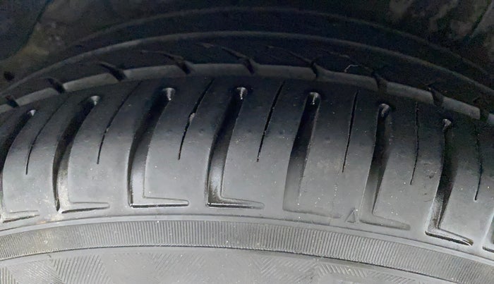 2012 Hyundai i20 SPORTZ 1.4 AT, Petrol, Automatic, 89,968 km, Right Rear Tyre Tread