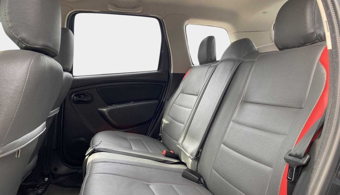 2021 Renault Duster RXS 1.3 TURBO PETROL MT, Petrol, Manual, 14,885 km, Right Side Rear Door Cabin